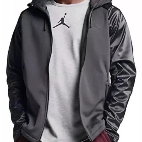 Jordan MEN'S 360 Therma Shield Max Gray/Black Jacket XL 800986-060 NWOT - Picture 1 of 6
